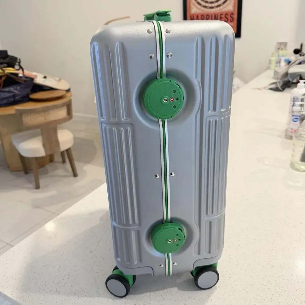 Drunk Elephant Silver Carry On Spinner Suitcase Hardcase Luggage Travel